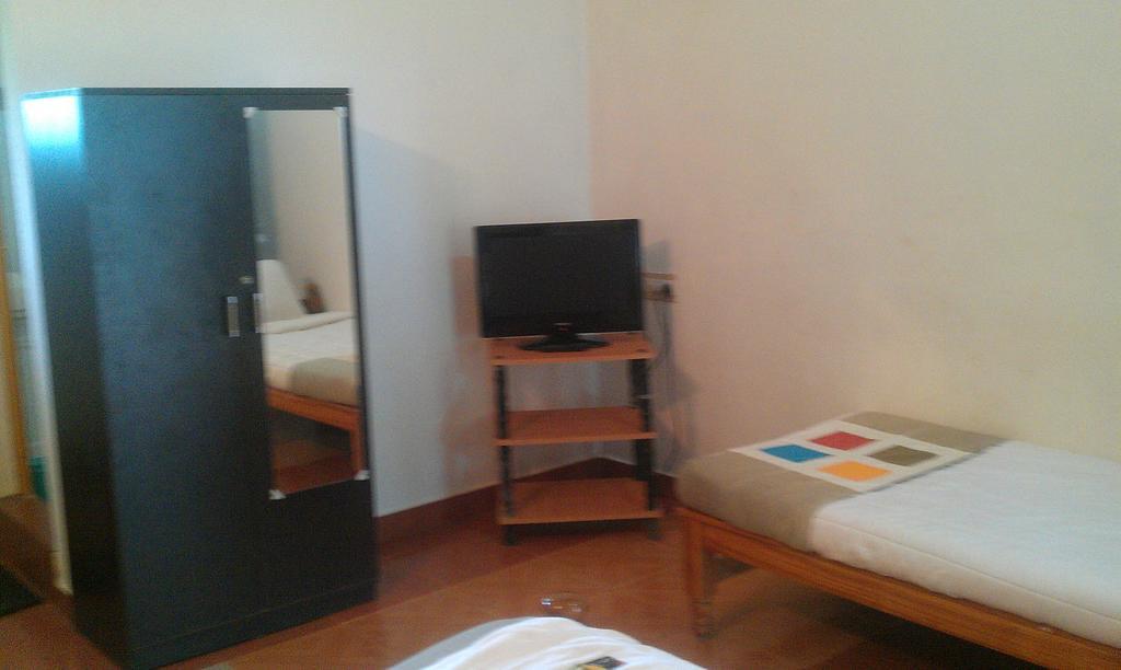 Stay Simple Raj Gardenia Kushālnagar Εξωτερικό φωτογραφία